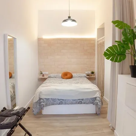 Nc - Design Loft Steps From Of Arts & Sciences Apartamento