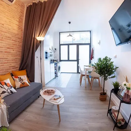 Nc - Design Loft Steps From Of Arts & Sciences Apartamento